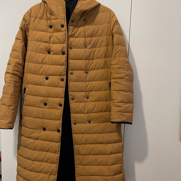 Coat & Jacket - Picture 4 of 6